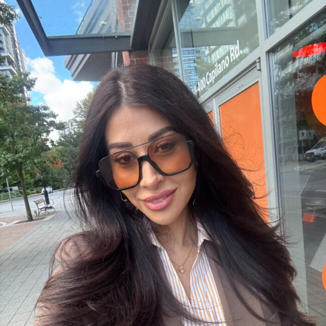 Babysitter in Port Moody: Mahsa