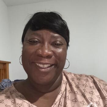 Nanny in Cross Roads (Texas): Brenda