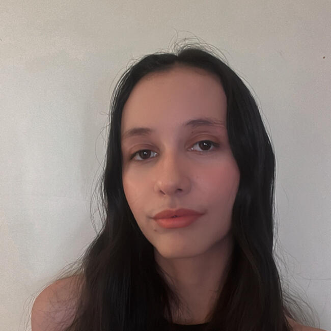 Babysitter in Uberlândia: Andressa