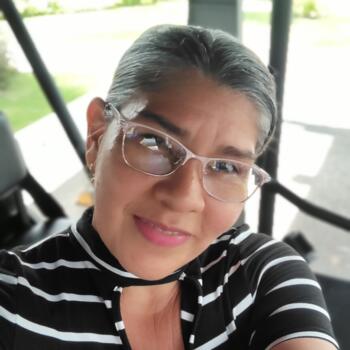 Babysitter in Cerro Silvestre: Alma