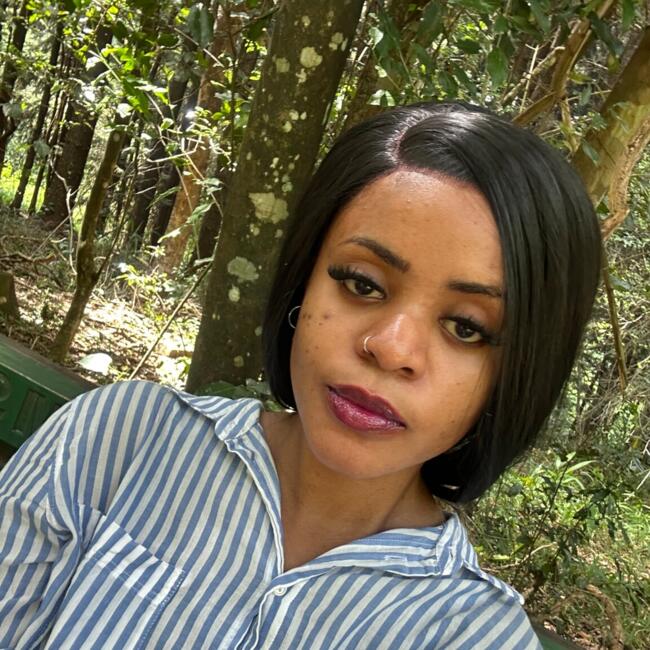 Babysitter in Nairobi: Lavin