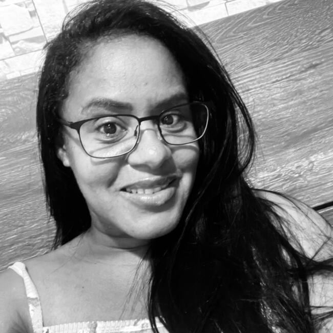 Babá em Tamboré: Fabiane Soares poggi 