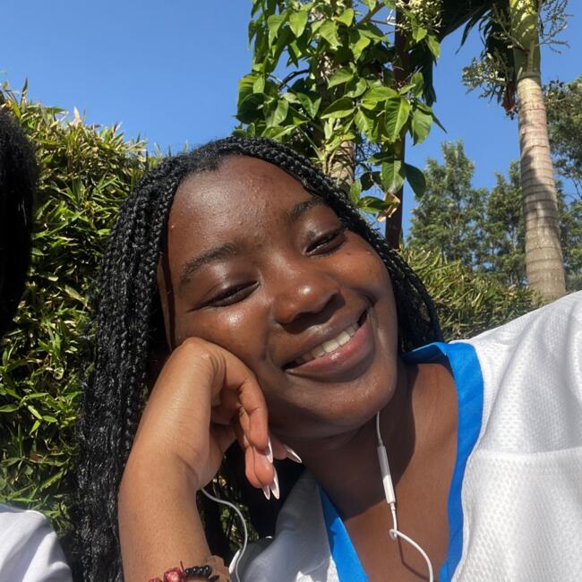 Babysitter in Nairobi: Ella