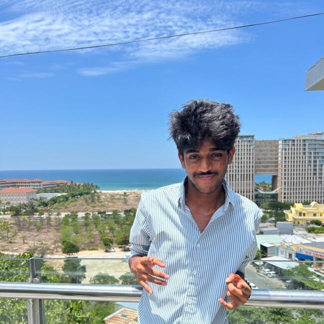 Babysitter in Bengaluru: Aaron