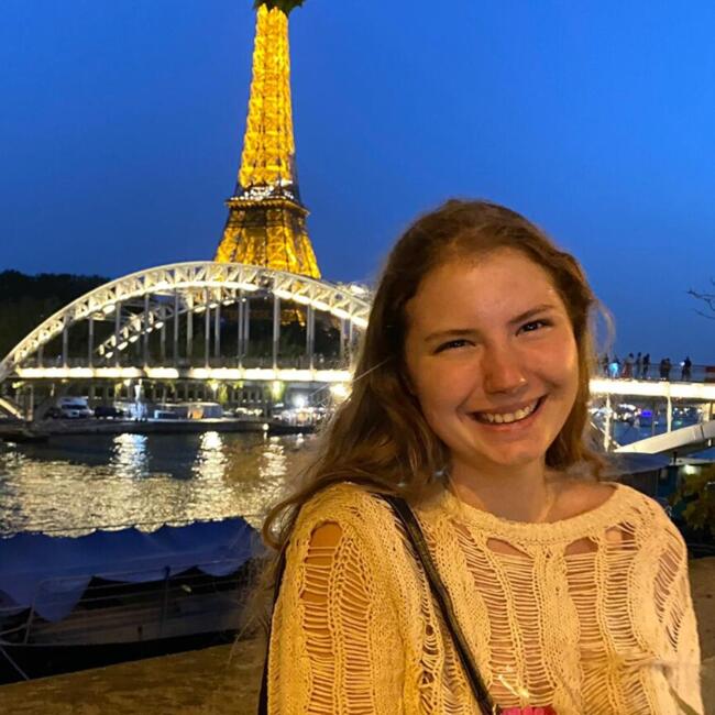 Niñera en París: Mariia