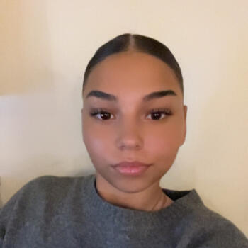 Babysitter in Alfortville: Alexandra