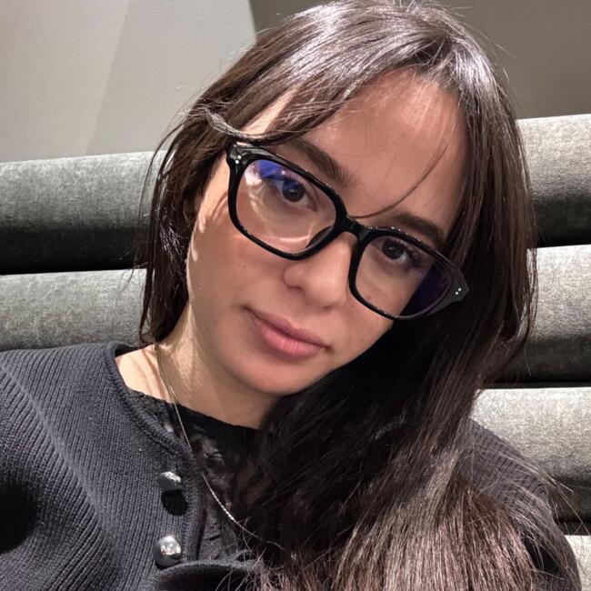 Babysitter in Riga: Rejeb