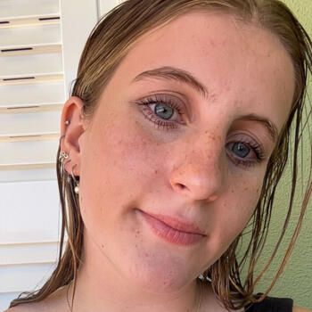 Nanny in Lyttelton: Mia