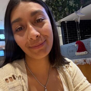 Babysitter Empalme Olmos: Mariela