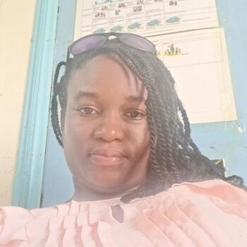 Babysitter in Portmore: Joyce