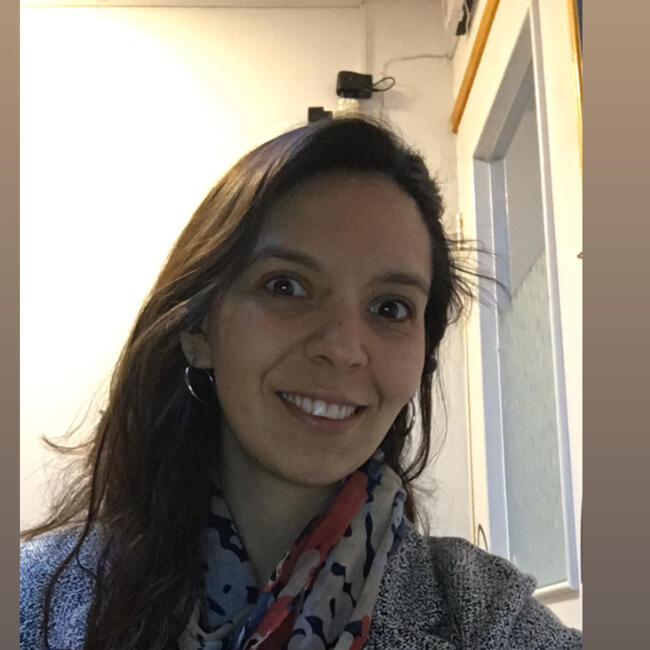 Babysitter in La Serena: Valentina