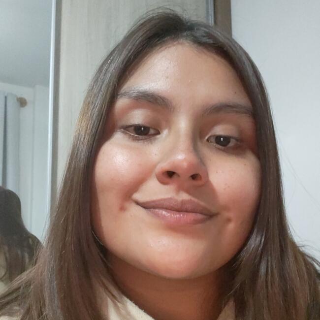 Babá em Balneário Camboriú: Sara