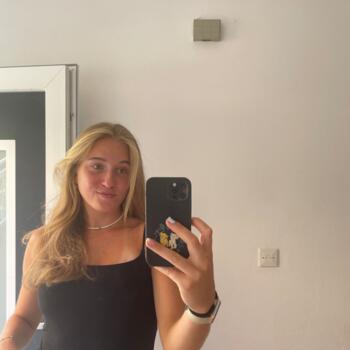 Babysitter in Aix-les-Bains: Louna