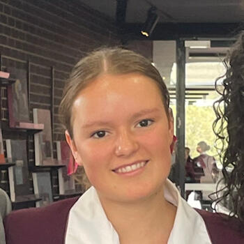 Babysitter Sydney: Izzy