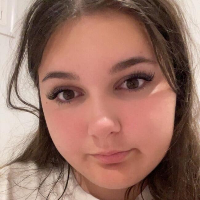 Babysitter in Hervey Bay: Madi