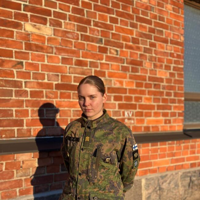 Barnvakt i Esbo: Lara