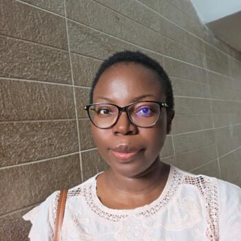 Job de garde d'enfants à Abidjan: job de garde d'enfants Carine