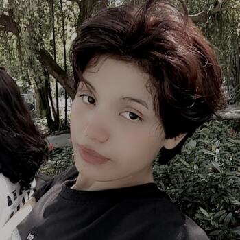 Babysitter in Ananindeua: Mayani