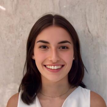 Babysitter in Egham: Aina