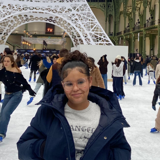 Babysitter in Ivry-sur-Seine: Nihel