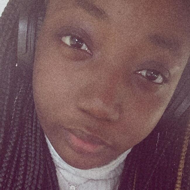 Babysitter in Brighouse: Olamipo