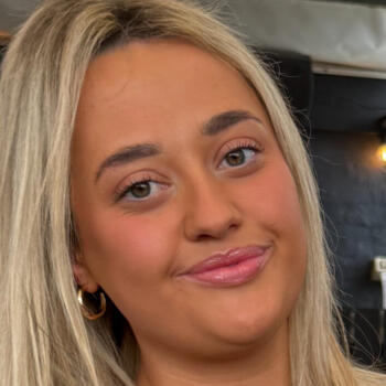 Babysitter in Geelong: Alex