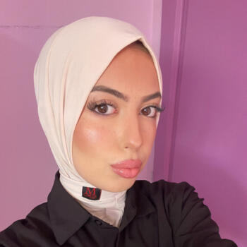 Babysitter in Tourcoing: Kamelia