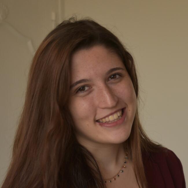 Babysitter in Kwinana: Valentine