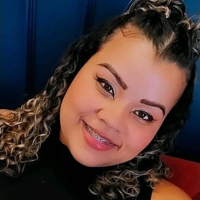 Babá em Balneário Camboriú: SABRINA