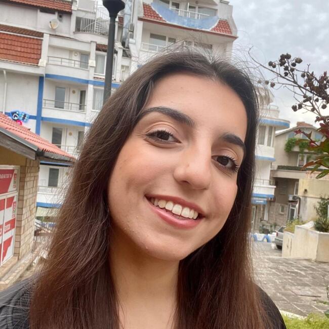 Babysitter in Tilburg: Desislava