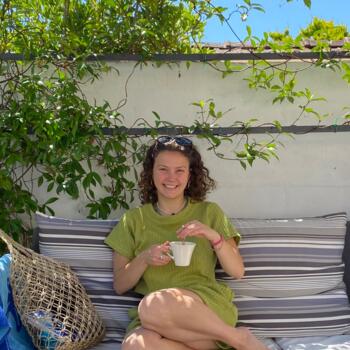 Baby-sitter in Nantes: Emeline