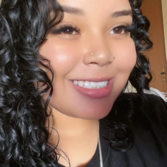 Babysitter in Aparecida de Goiânia: Letícia