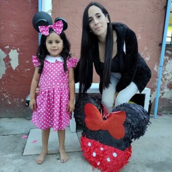 Niñera en San Miguel: Julia