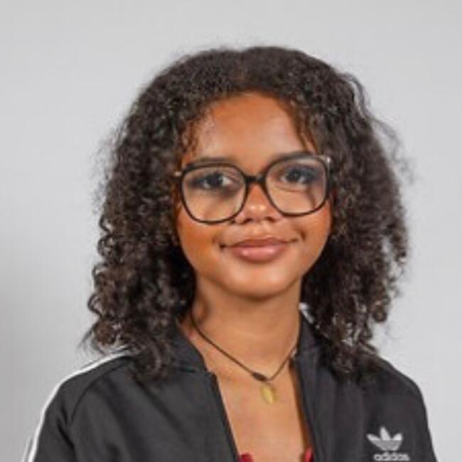 Babysitter in Angers: Rachel