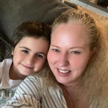 Babysitter in Aston Mills: Linda godding