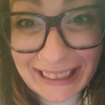 Babysitter in Galway: Noemi