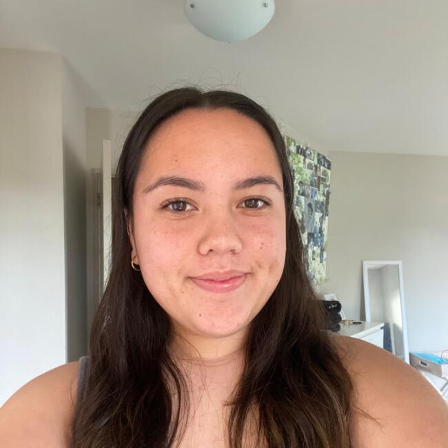 Babysitter in Auckland: Eva