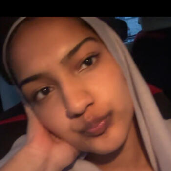 Babysitter in Blackburn: Hajra