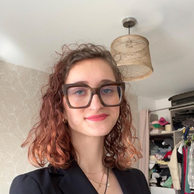 Babysitter in Condrieu: Eulalie