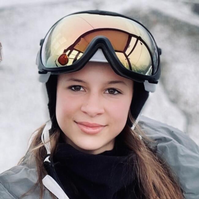 Babysitter in Sint-Martens-Latem: Eva-Lotta