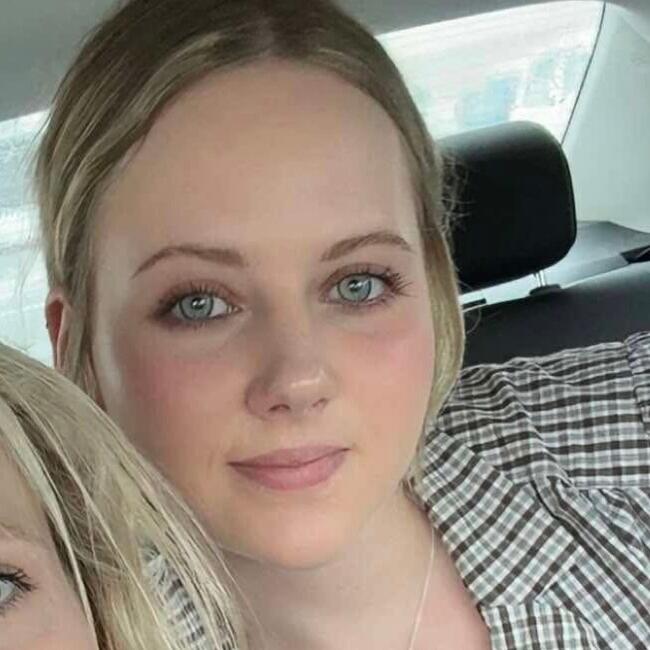 Babysitter in Wellington: Ella