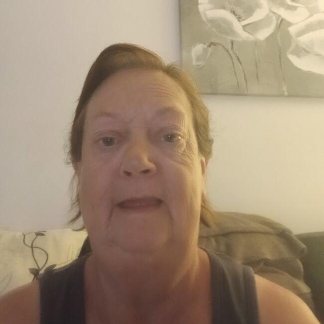 Babysitter in Nantes: Dominique
