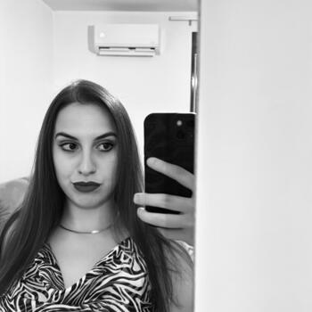 Babysitter Succivo: Benarda