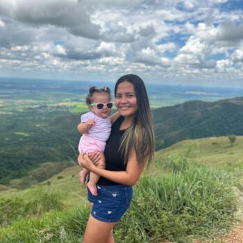 Babysitter in Cuiabá: THALIELLY