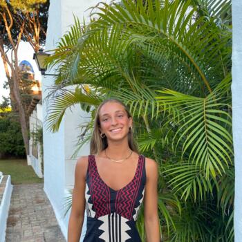 Babysitter em Cascais: Angela