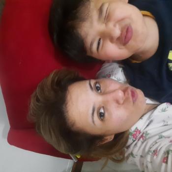 Babysitter Guarujá: Larissa