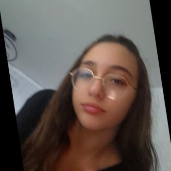 בייביסיטר רחובות: קלואה