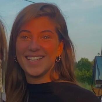 Babysitter in Ghent: Renee Maud