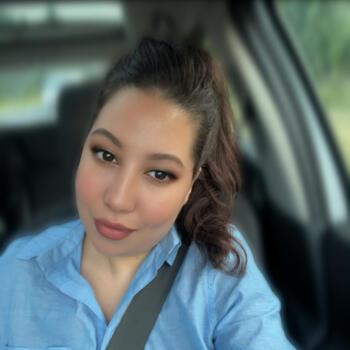 Nanny in Le Mans: Layla