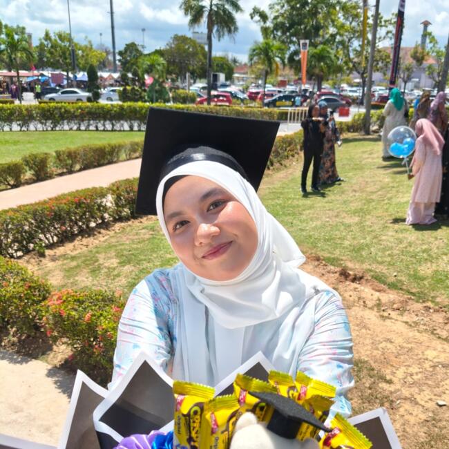 Babysitter in Kampung Baru Subang: NUR AISYAH KARTIKAH